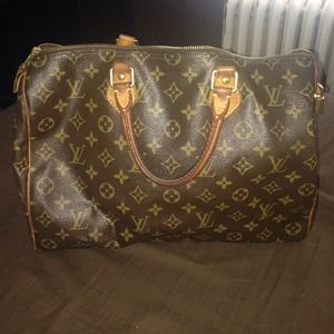 Louis Vuitton speedy 35 AUTHENTIC