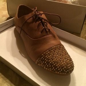 Steve Madden Cognac Multi-Studded Toe Oxfords.