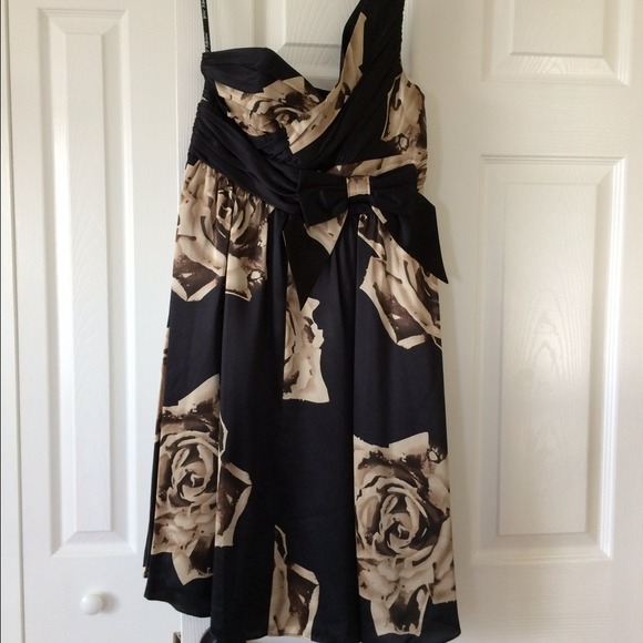 NWT Betsey Johnson dress