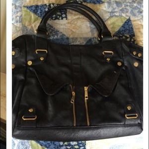 JustFab handbag.HOLD!!