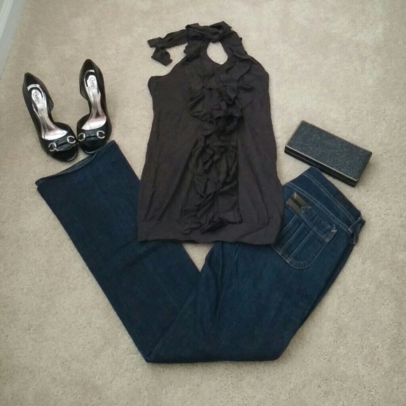 ❤️sold ❤️ Gorgeous charcoal ruffle top halter