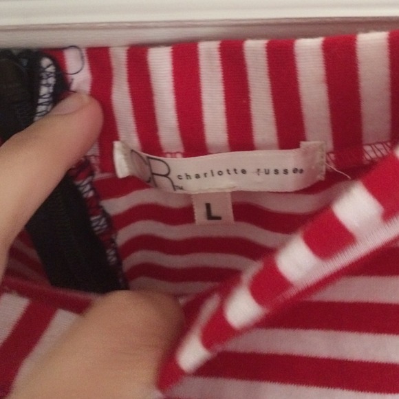 Red white and blue dress - Picture 4 of 4