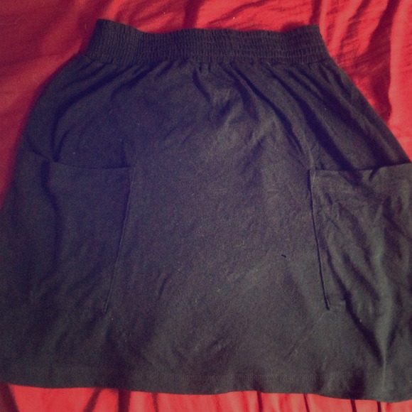 black high waisted skirt - Picture 1 of 1