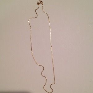 Very dainty gold necklace!
