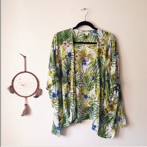 SOLD! Tropical Kimono - Picture 4 of 4