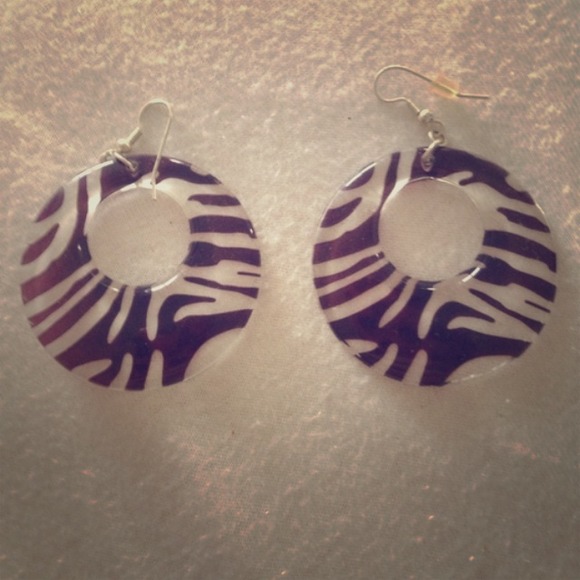 Brown and clear zebra print earrings - Picture 1 of 3
