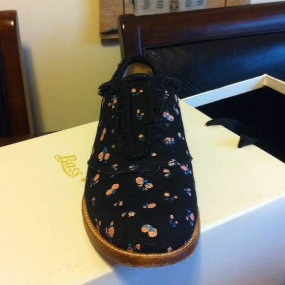 Black Oxford Style Shoes