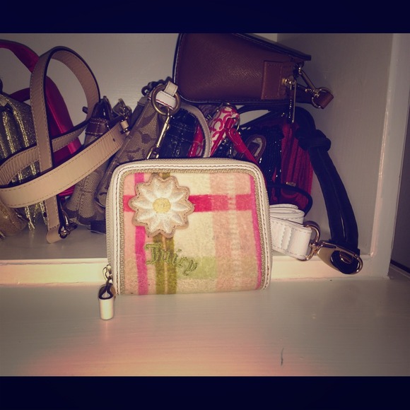 Juicy couture wallet