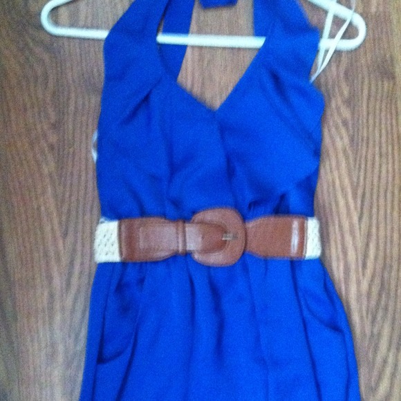 Dress - Picture 2 of 2