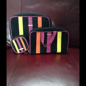 Three piece travel/make up/ jewelry set bags!!!