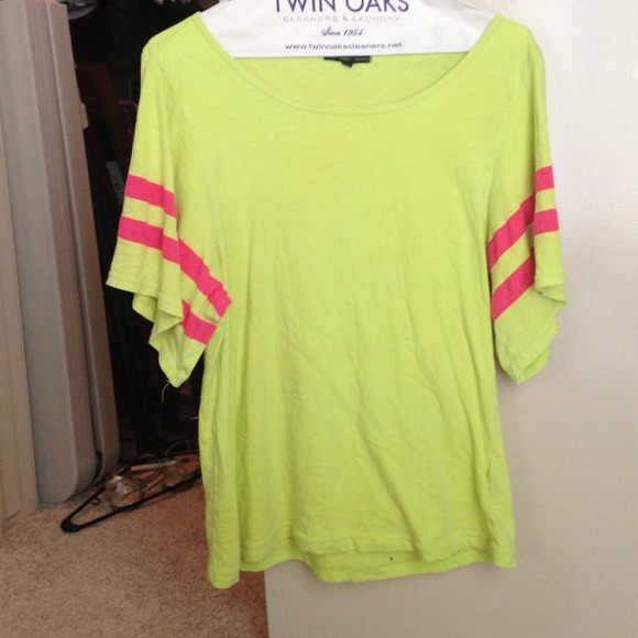 Neon Yellow & Pink Top! 🎀