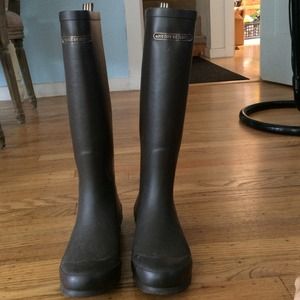 Henri bendel rain boots