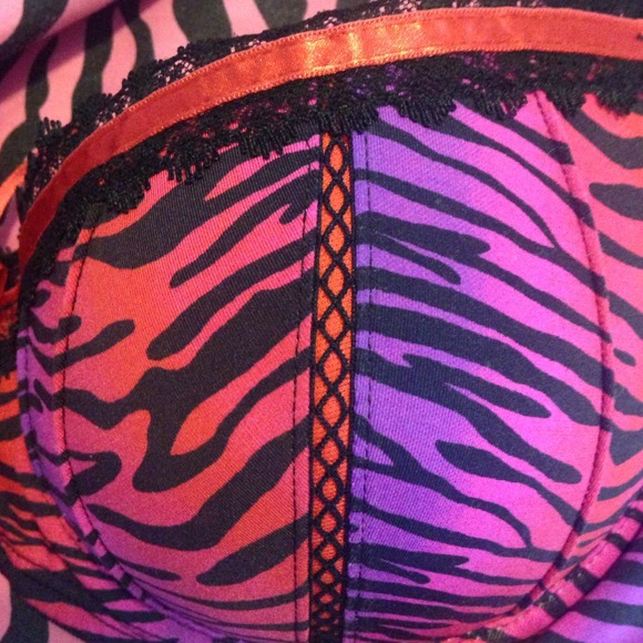 Bras 🎀 - Picture 3 of 4