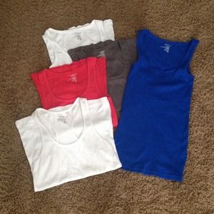 5 old navy tanks