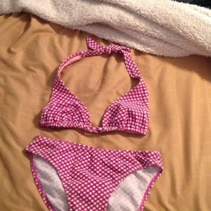 Newport News bikini size 4. Pink/purple and white