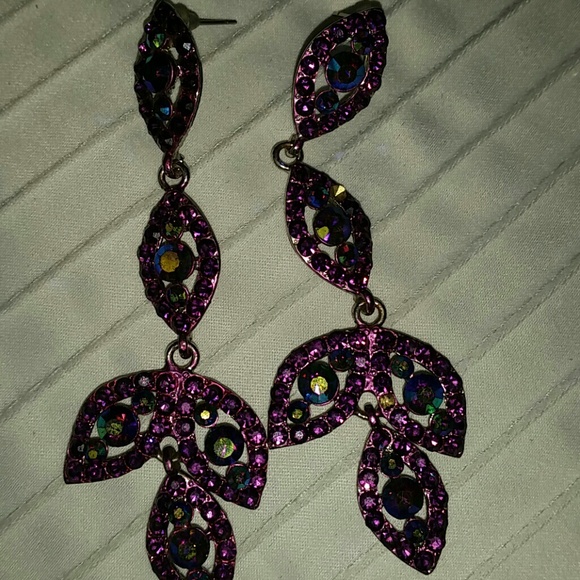Earrings - Picture 2 of 3