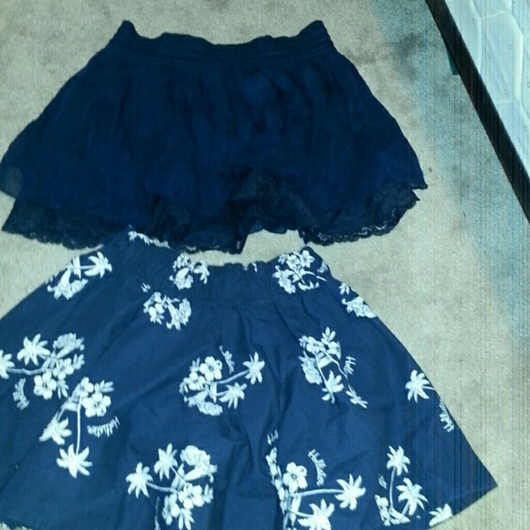 Hollister skirts