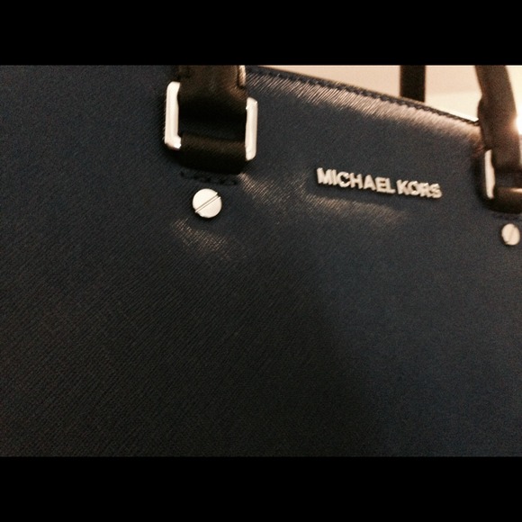 AUTHENTIC Michael Kors Bag NWOT - Picture 4 of 4