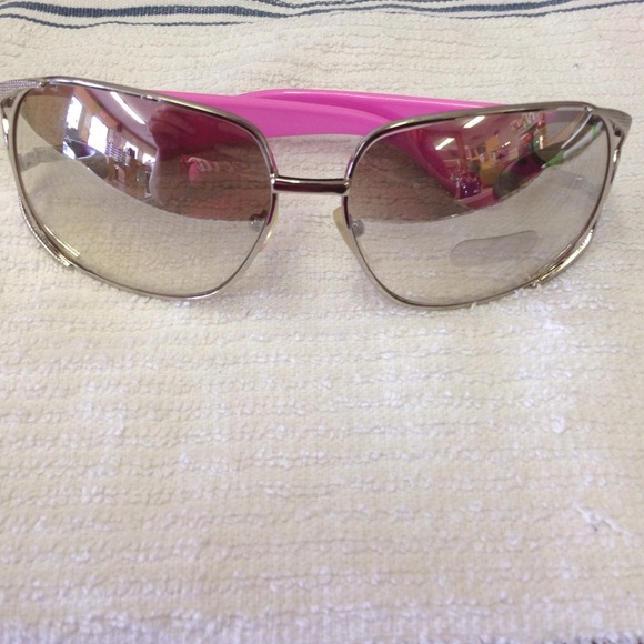 Sunglasses - Picture 1 of 3