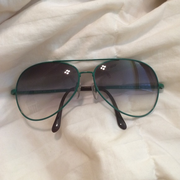 Green Ralph Lauren Aviator Sunglasses with Case