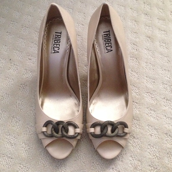 Nude heels - Picture 2 of 2