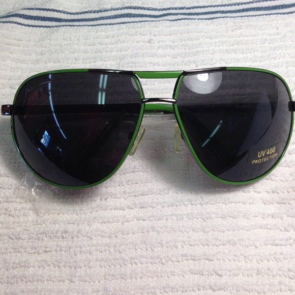 Sunglasses - Picture 1 of 2