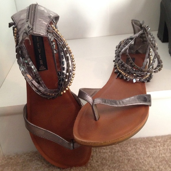 Steve Madden metallic beaded sandals - Picture 1 of 2