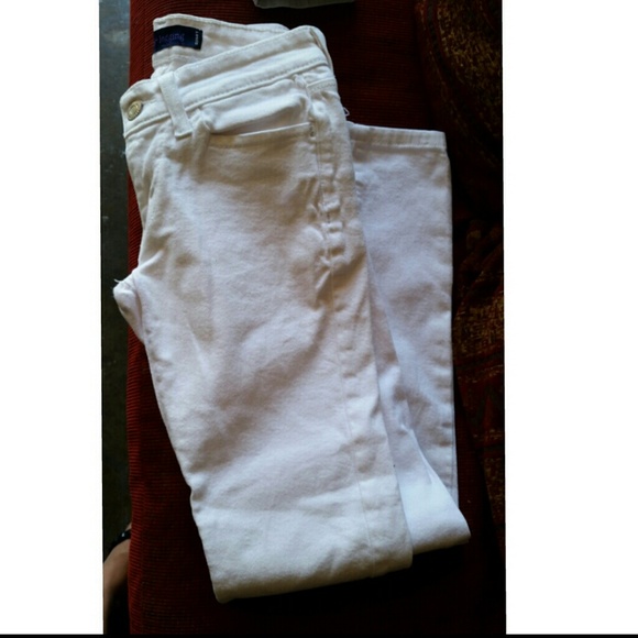 Levi white skinny jeans