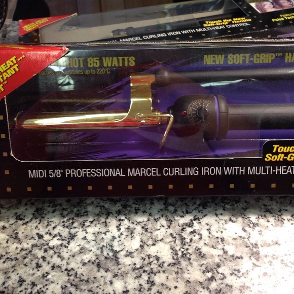 Hot Tools Curling Iron - Picture 1 of 2