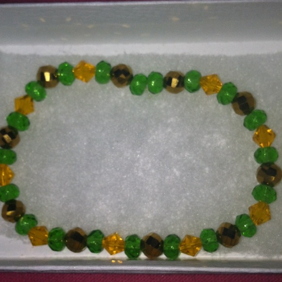 Beautiful stylish bracelet - Picture 2 of 2