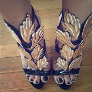 giuseppe zanotti gold leaf stilettos (knockoffs)
