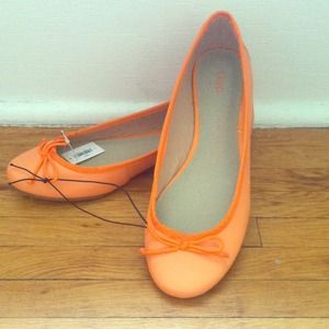 GAP Orange Bow Flats