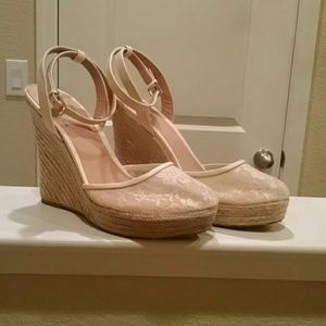 Off white VS wedges