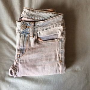 💥 American Eagle Stretch Skinnies + Free Shirt