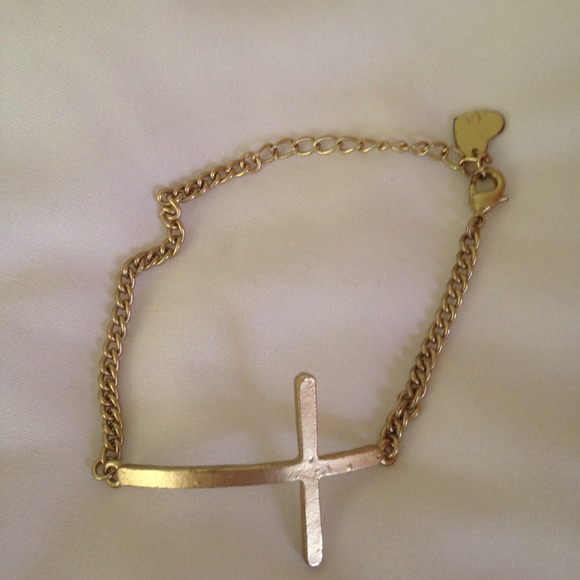 RARE Brandy Melville Gold Cross Bracelet