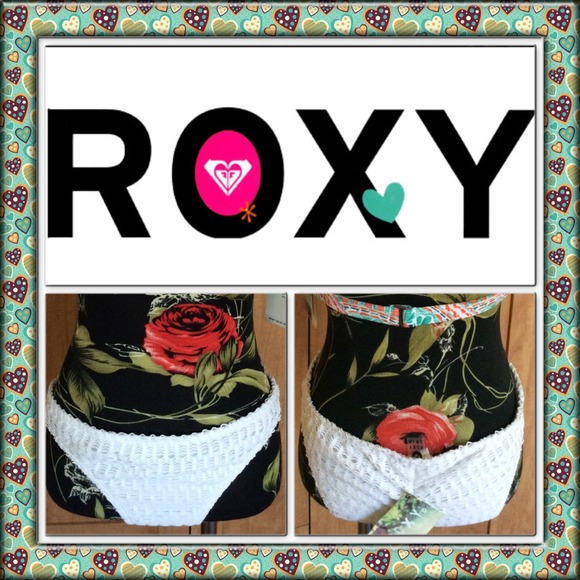 👙NWT ADORABLE ROXY RUCHED BIKINI BOTTOMS👙