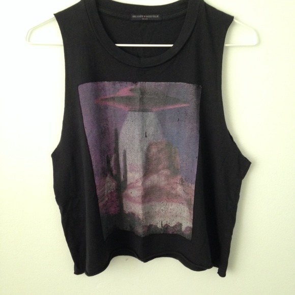 ❗️SOLD ❗️RARE Brandy Melville Kate UFO Tank