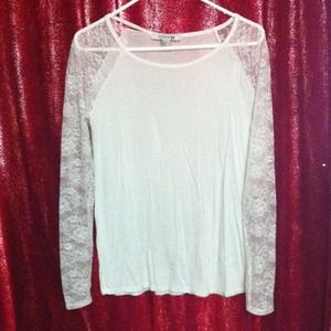 Long sleeve, flowered pattern sleeves