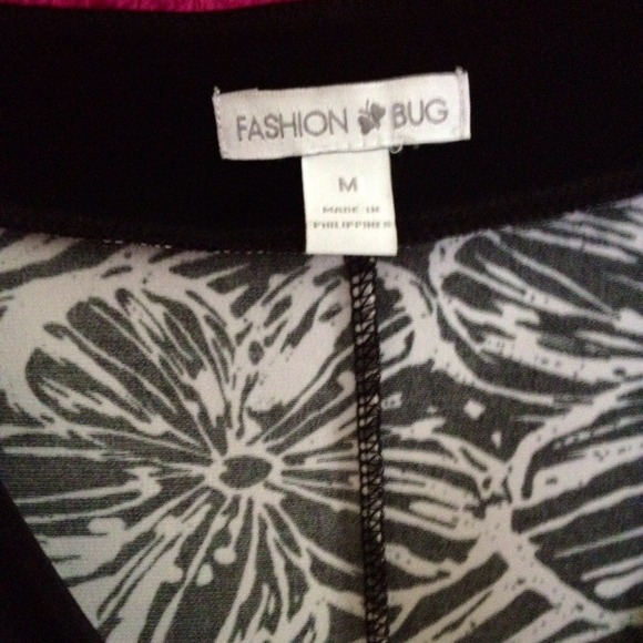 Fashion bug floral top - Picture 2 of 4