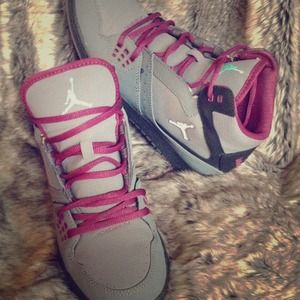 Almost Brand New Pair Of Jordan Flight Gumshoes..