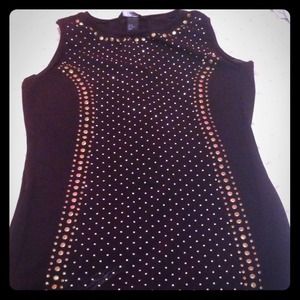 Gorgeous knee length dress with gold detailing 💜