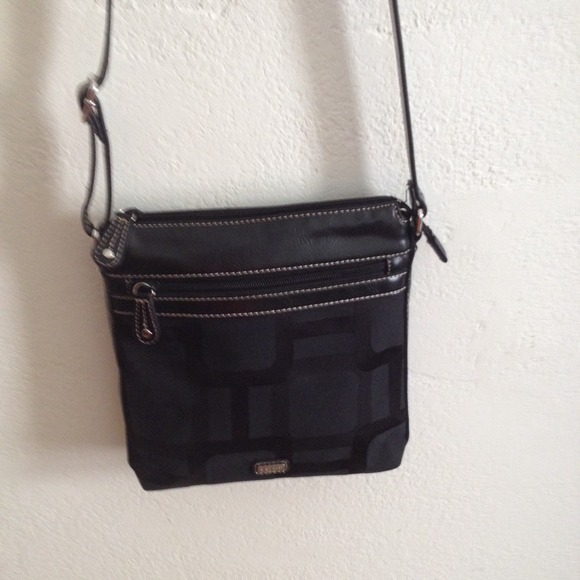 Nine West crossbody - Picture 2 of 3