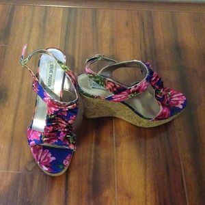 Steve Madden Floral Wedges