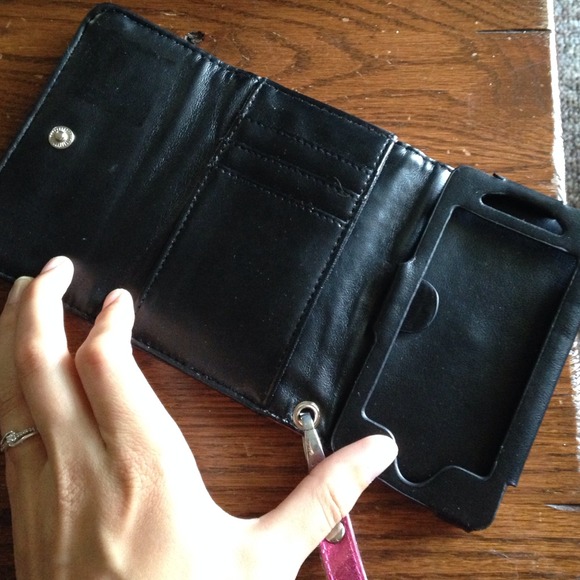 Victoria's Secret iphone clutch - Picture 2 of 3