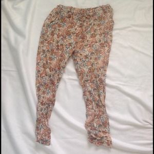 Brandy Melville Floral Print Joggers