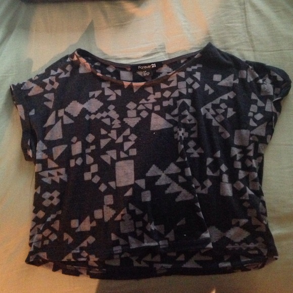 Aztec Crop top - Picture 2 of 2