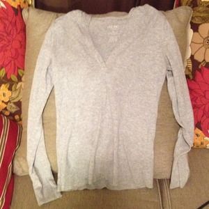 Long sleeved Henley tshirt