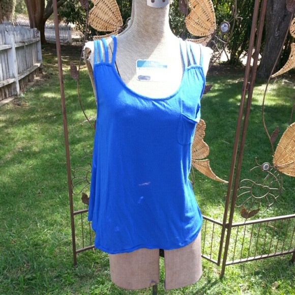 SOLD IN BUNDLE TO @JENEROZE w/ Buttons Down back - Picture 2 of 4