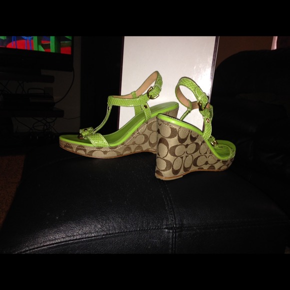 Coach wedges - Picture 2 of 4