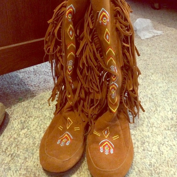 1x HOST PICK FOR BOHO BABE!!! 💞 Tribal Boots 🌺🌻